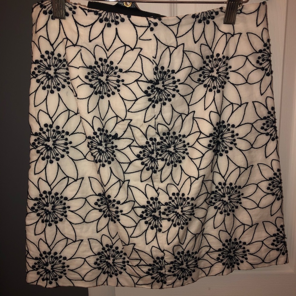 J Crew Short- Fitted Floral Skirt